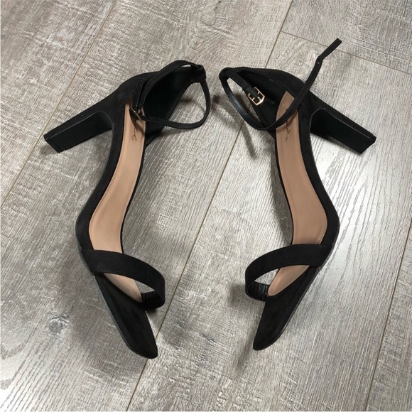 Qupid Women’s Heels Size 10 Color Black - Picture 6 of 7